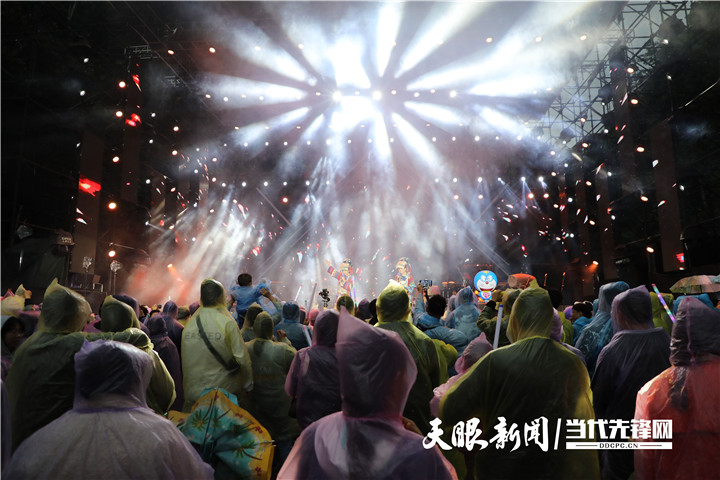 现场气氛热烈.jpg